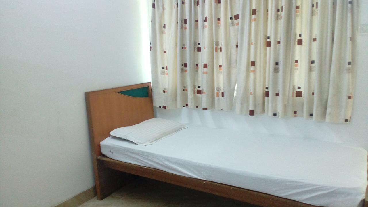 Hotel Rajdhani Lonavala Exterior photo